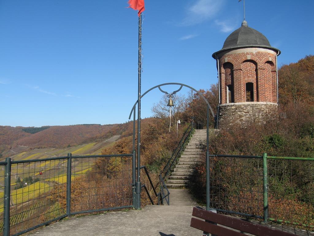 Haus Am Bachgasse - Haus Von 1777 Mit Sauna Zell an der Mosel Eksteriør bilde